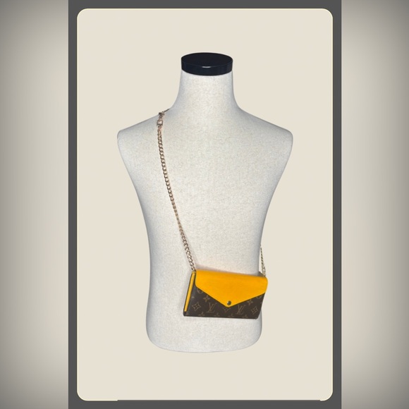 Louis Vuitton Marie Roulon Monogram Epi  Wallet - Picture 8 of 8